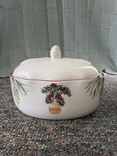 Better Homes & Gardens Heritage Winter Forest 2 Quart Oval Lid Covered Casserole
