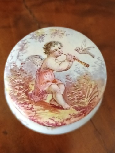 Ancienne boîte tabac en - à,