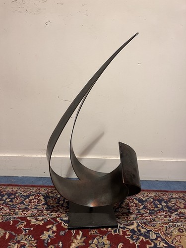 Sculpture abstraite métal - en,