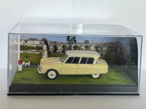 Diorama voiture citroen ami - voiture,