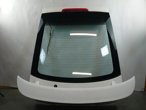 Malle hayon arriere toyota - malle/hayon,