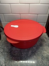 TUPPERWARE CRYSTAL WAVE 4qt