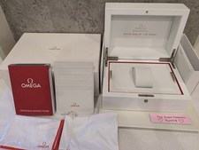 Boîte de montre Omega