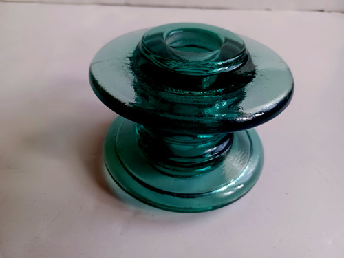 Ancien isolateur verre - ancien, verre.