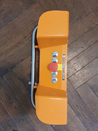 Télécommande bimanuelle - télécommande,
