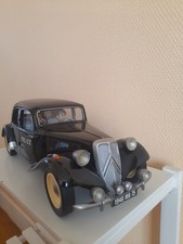 Aroutcheff Will - Tif et Tondu - Citroën Traction noire