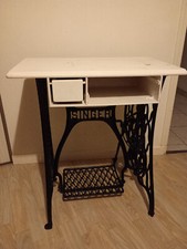 Table de machine à coudre Singer