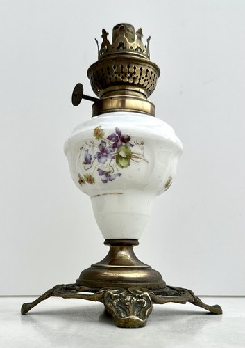 Lampe pétrole ancienne - lampe,