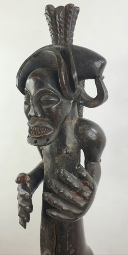 Statue tchokwé chokwé - /,