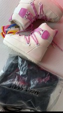 New Moon Boot boots, size