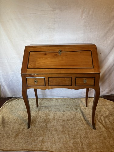 Bureau secrétaire dos - -,