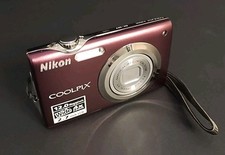 Nikon Coolpix S3000 Digital