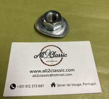 1 Ecrou roue jante Peugeot 104