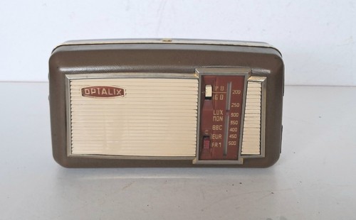 Ancien poste radio transitor - ancien,