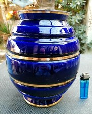 ancien pot en céramique bleue