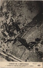 CPA PARIS ORAGE DU 15 JUIN Le Taximetre (999204)