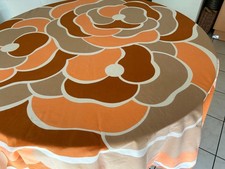 Belle nappe ronde vintage