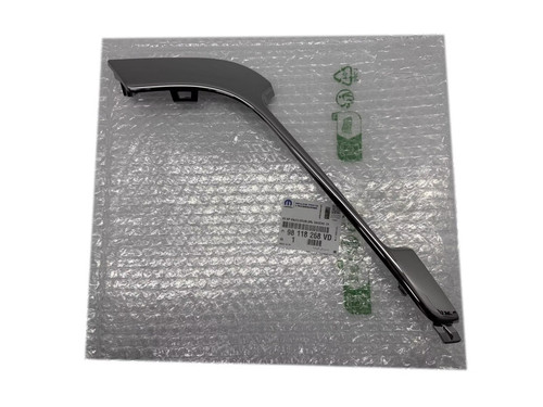 Moulure pare chocs - moulure, gauche