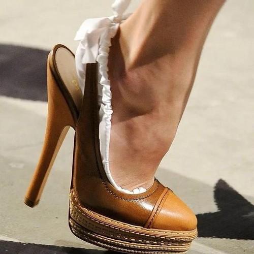 Talons hauts des - talons,