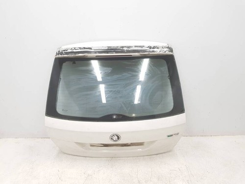 3t9827025a hayon pour skoda - 3t9827025a,