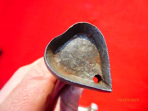 Emporte piece outil ancien - emporte,