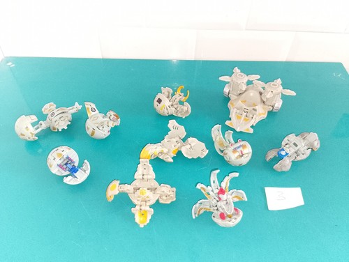 Lot 10 figurines - de,