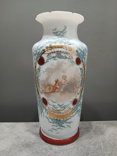 Vase opaline scène galante - vase,