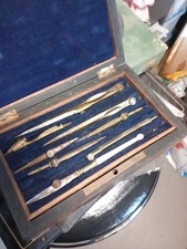 wooden box ANTIQUE COMPASS from the 20s/30s