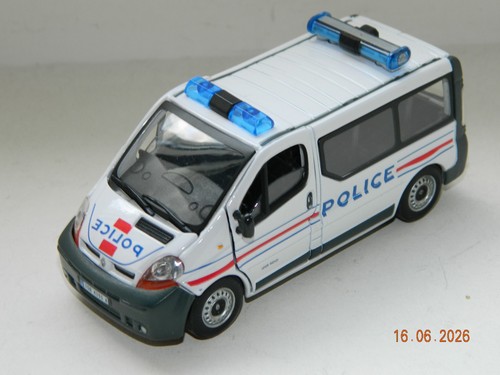 Renault trafic police hongwell - police,