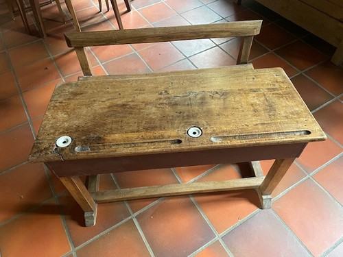 Bureau ancien écolier - ancien, d