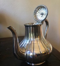 THEIERE  anglaise ELKINGTON poinçons, métal argenté.