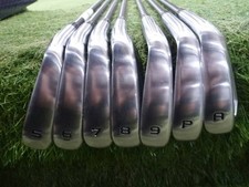 Ensemble fer à repasser droitier HONMA TOUR WORLD TW757Vx 5-9.P.A