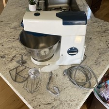 Kenwood Chef Stand Mixer A702 With 3 Attachments Mixers & Bowl Powerful 