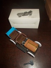 Tacot mécanique à clé