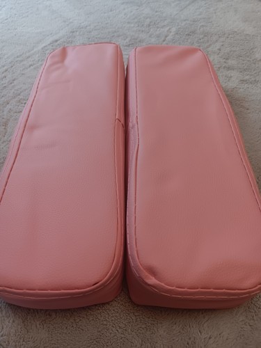 Pink faux leather massage - pink,