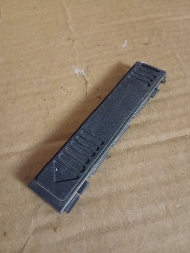 9637497477 cache clip - 1x,