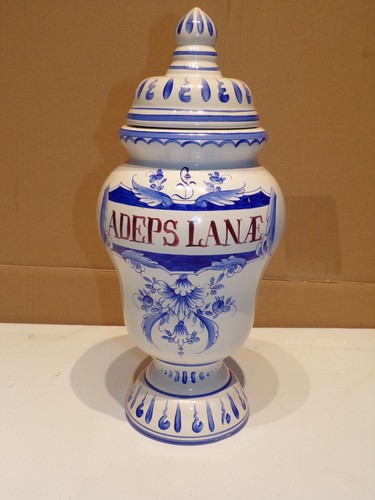 Pot pharmacie adeps lanae - ",