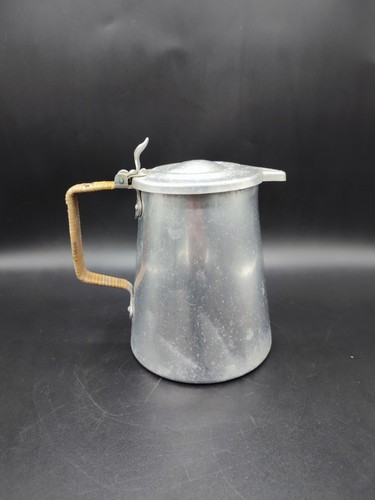 Ancienne cafetière - , en
