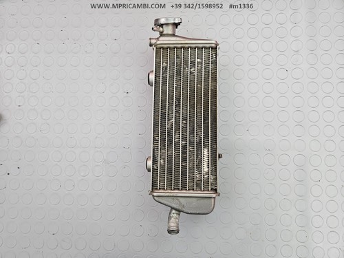 Radiateur droit refroidisseur - droit,