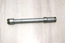 Honda VFR 750 RC36 II / Axe De