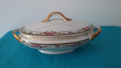 Ancienne soupiere porcelaine - ancienne,