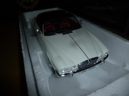 Jaguar xj6 lcoupe 1974 - 4.2,