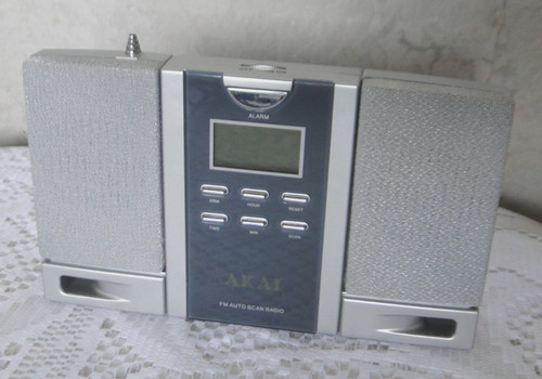 Poste radio petite taille akai - poste,