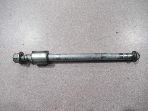 Axe roue arrière suzuki - axe,