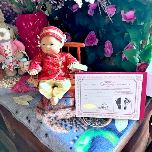 Rare poupee neuve - poupee,