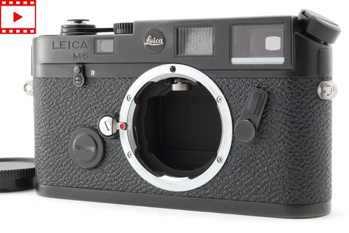 Top comme neuf avec - [top,