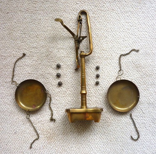 Ancienne balance plateaux - balance,