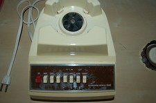 Hamilton Beach Model 722 Made in the USA 7 Speed Blender by Scovill, well Used