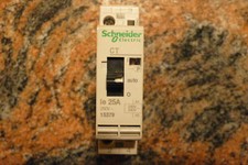 15379 CONTACTEUR 25AMPERE