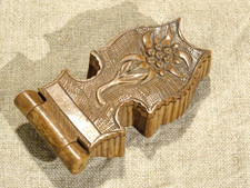 Ancien porte montre en bois